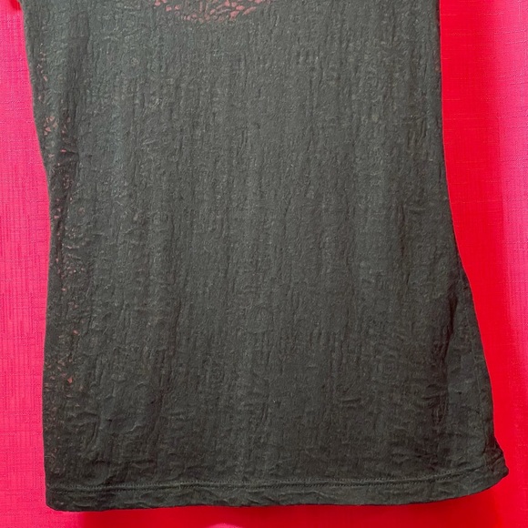 RUE21 CUTOUT OPEN BACK LACE TEE SIZE S - Picture 2 of 10